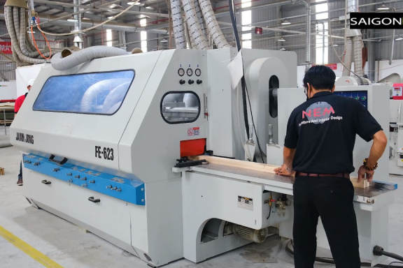 Máy CNC gia công chi tiết nội thất dự án tại nhà máy NEM